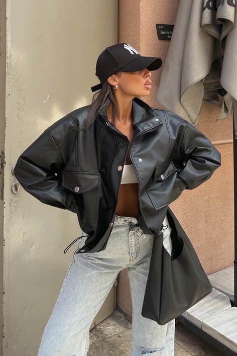 Cep Detay Deri Ceket Siyah