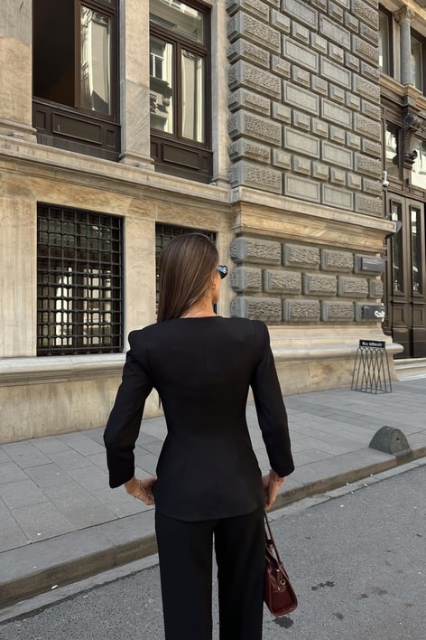 Gold Düğmeli Princess Blazer Siyah