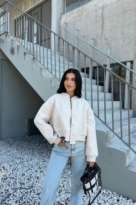 Oversize Crop Buklet ceket Krem