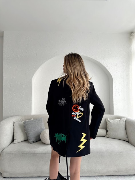 Tasarım Armalı Blazer Ceket Siyah