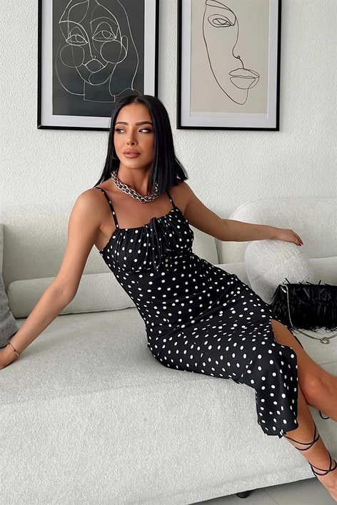 Askılı Çıtır Yırtmaçlı Elbise Siyah