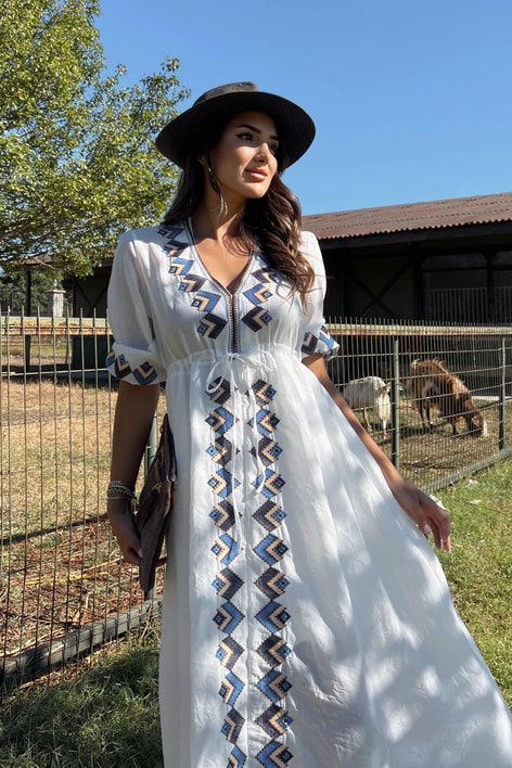 Bel Büzgülü Etnik Keten Elbise Beyaz