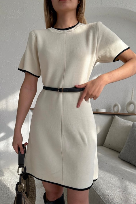 Biyeli Çelik Örme Triko Elbise Krem