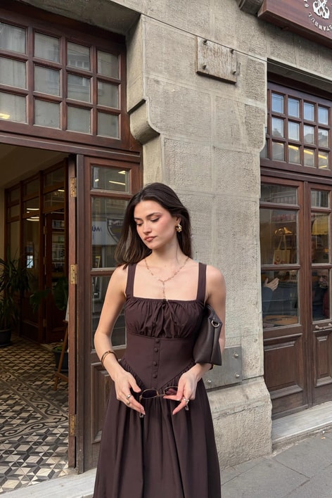 Büzgü Göğüs Detaylı Midi Elbise Acı Kahve