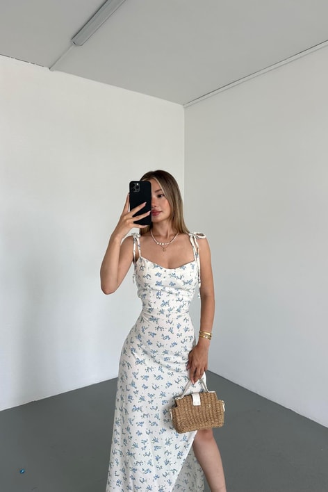 Çiçek Desenli İp Askılı Elbise Ekru