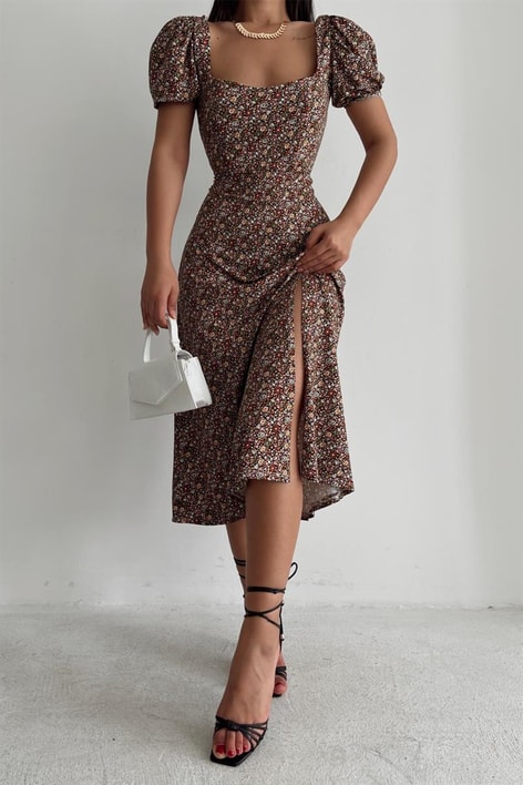 Çiçek Desenli Sırt Dekolteli Elbise Siyah