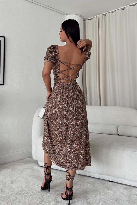 Çiçek Desenli Sırt Dekolteli Elbise Siyah