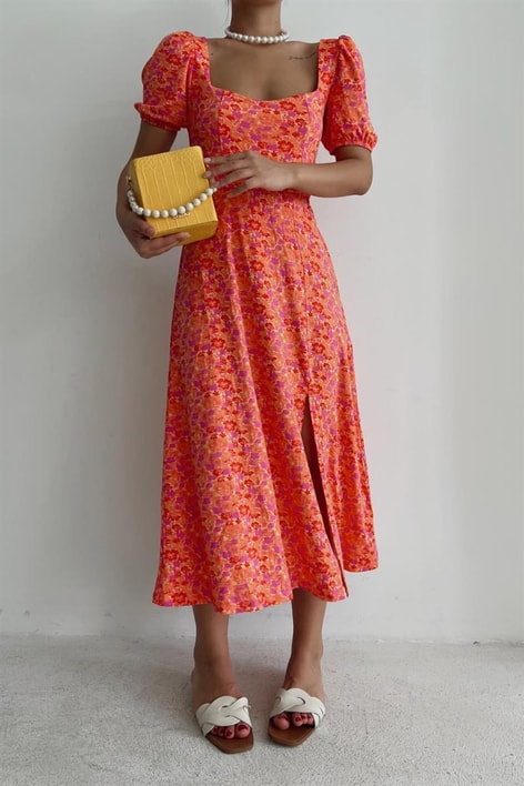 Çiçek Desenli Sırt Dekolteli Elbise Oranj