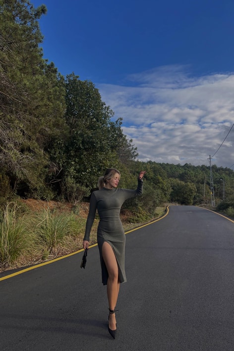 Dik Yaka Fitilli Yırtmaçlı Elbise Haki