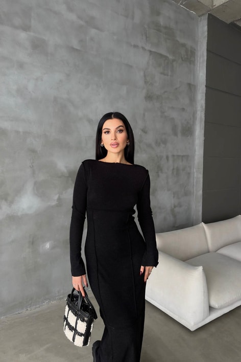 Eteği Yırtmaçlı Uzun Triko Elbise Siyah