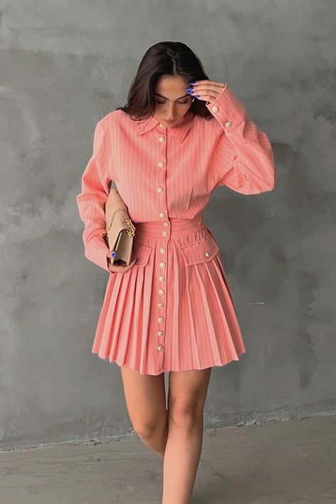 Gold Düğmeli Çizgili Elbise Pembe