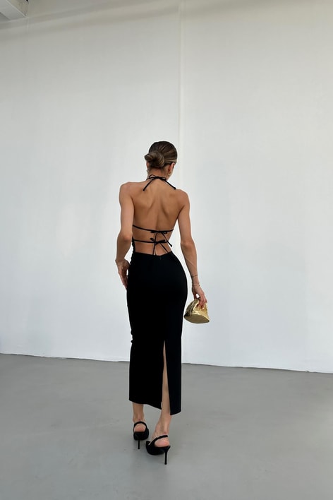 Halter Yaka Aksesuar Detay Elbise Siyah