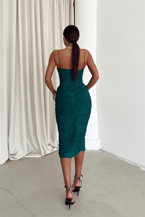 İp Askılı Büzgü Madeline Elbise Zümrüt Yeşili