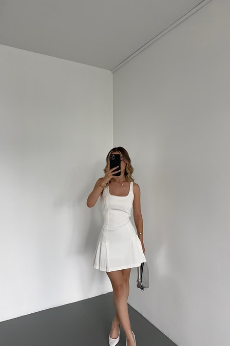 Kare Yaka Askılı Kısa Elbise Ekru