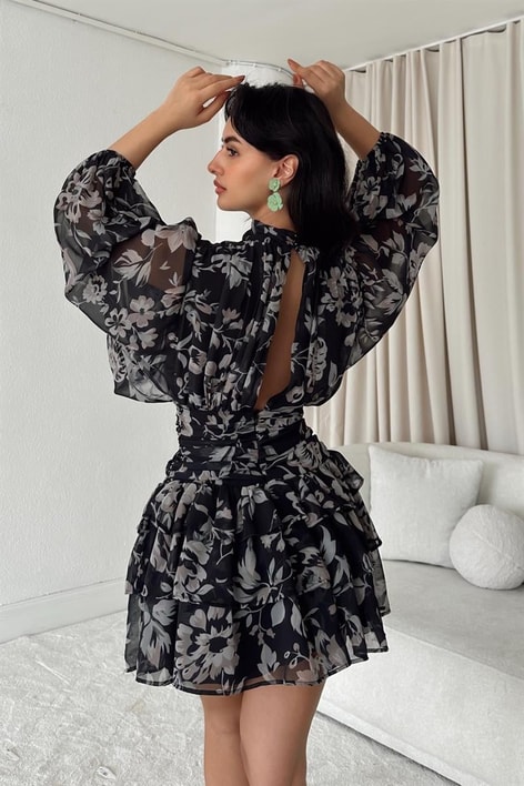 Kat Kat Etekli Kamelya Elbise Siyah