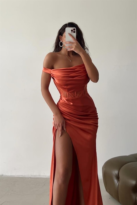 Kayık Yaka Drape Stella Elbise Kiremit