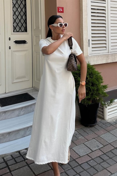 Kısa Kol Salaş Penye Elbise Beyaz