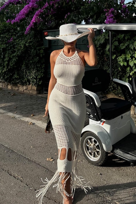 Kroşe Örme Saçaklı Elbise Ekru