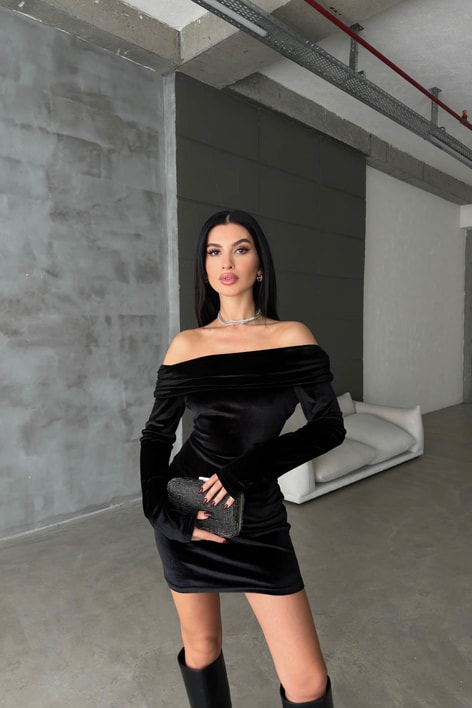 Madonna Yaka İp Askili Kadife Elbise Siyah