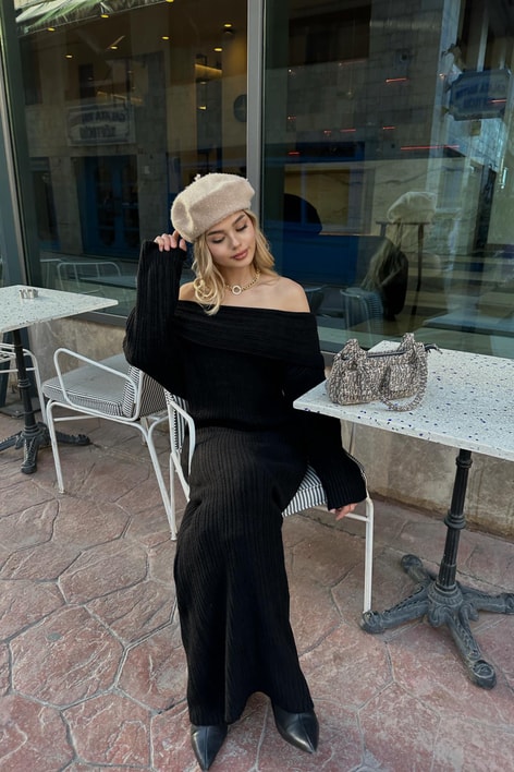 Madonna Yaka Premium Triko Elbise Siyah