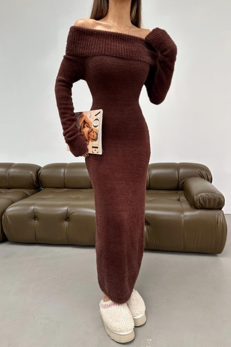 Madonna Yaka Triko Elbise Kahve
