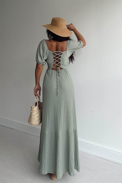 Sırt Dekolteli Gofre Elbise Çağla Yeşili