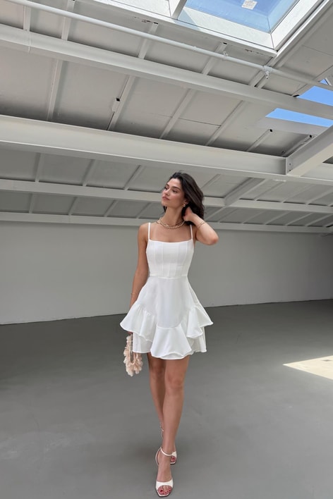 Stella Volanlı Elbise Beyaz