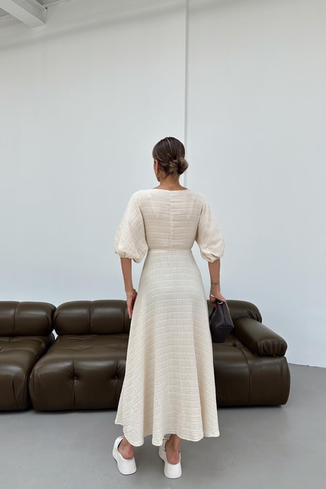 V Yaka Alaçatı Müslin Elbise Krem