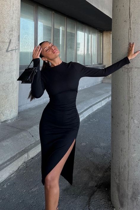 Yan Büzgülü Fitilli Elbise Siyah