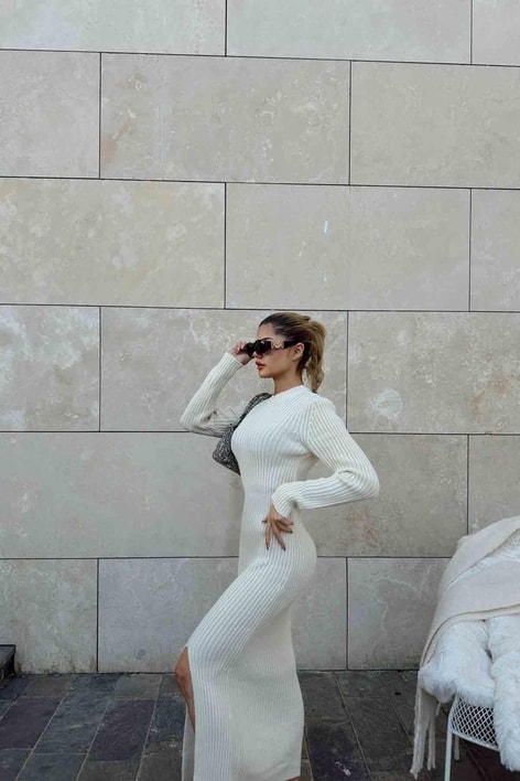 Yırtmaçlı Midi Triko Elbise Taş