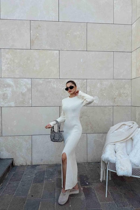 Yırtmaçlı Midi Triko Elbise Taş