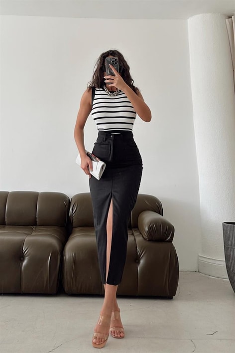 Çıt Düğme Yırtmaç Etek Siyah