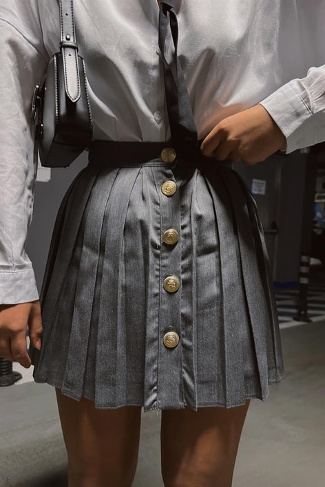 Gold Düğme Pileli Etek Gri