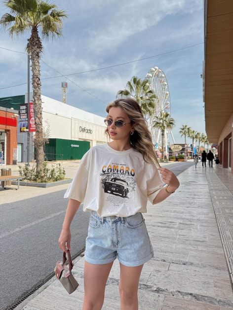 Katlamalı Kot Şort Buz Mavi