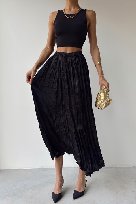 Kırışık Dokulu Saten Etek Siyah