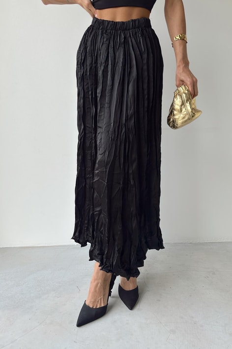 Kırışık Dokulu Saten Etek Siyah