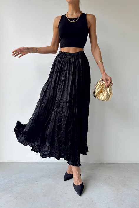 Kırışık Dokulu Saten Etek Siyah