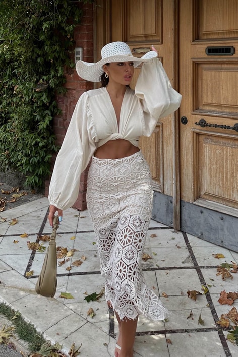 Kroşe Yırtmaçlı Uzun Etek Bej