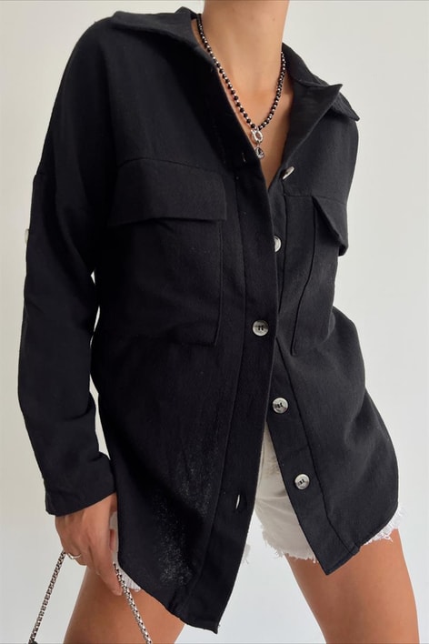Kemik Düğmeli Cep Detay Gömlek Siyah