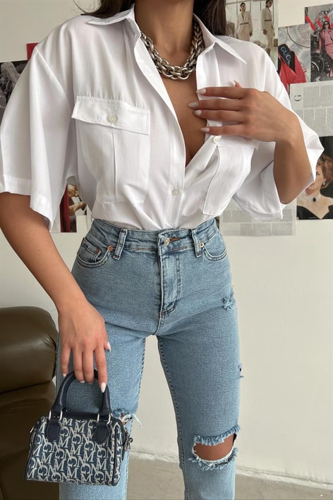 Ön Cep Detaylı Salaş Gömlek Beyaz