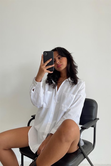 Oval Kesim Basic Gömlek Beyaz