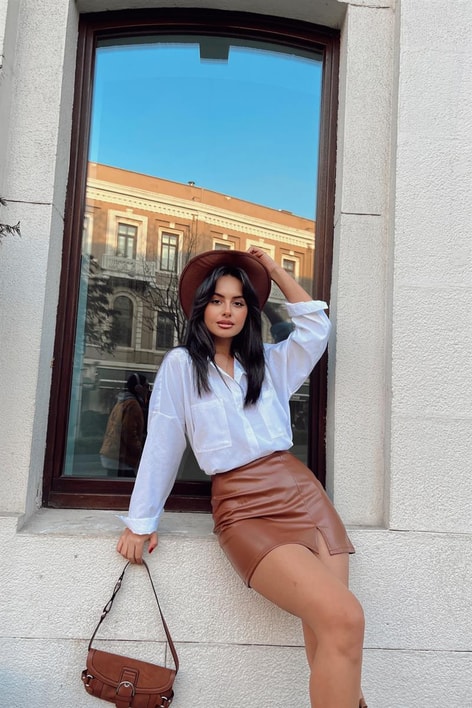 Oval Kesim Basic Gömlek Beyaz