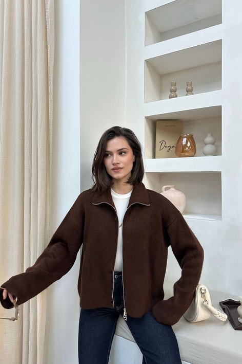 Dik Yaka Fermuarlı Hırka Kahve