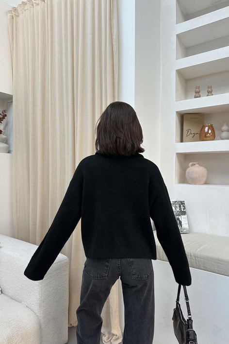 Dik Yaka Fermuarlı Hırka Siyah