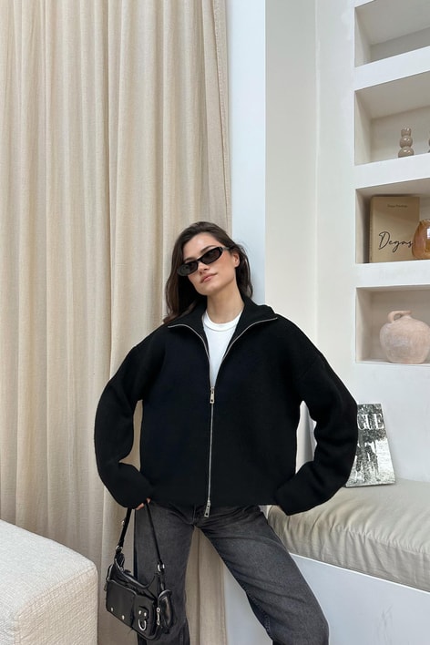 Dik Yaka Fermuarlı Hırka Siyah