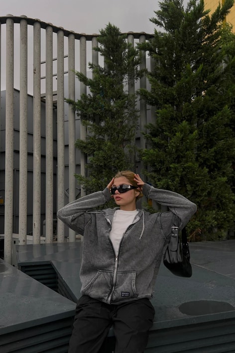 Eskitme Kapusonlu Hırka Füme