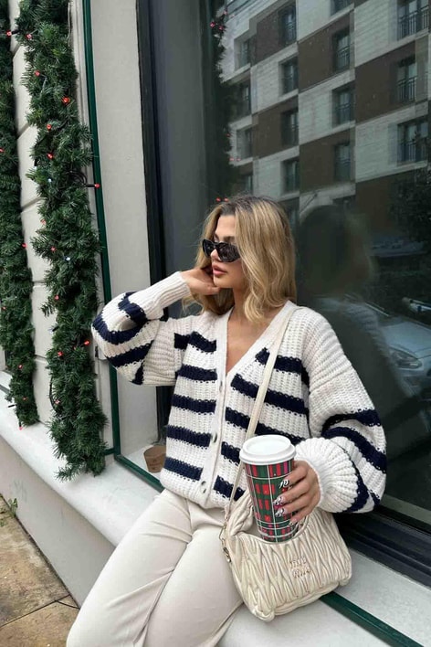 Oversize Yün Hırka Krem