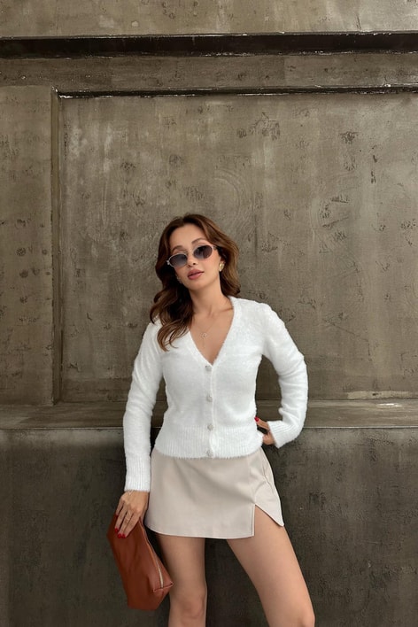 Yumoş Taşlı Hırka Beyaz