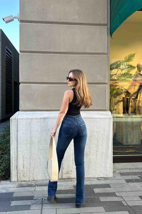 Ön Yırtmaçlı Jean Lacivert