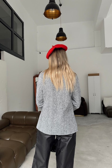 Cep Detay Zikzak Kaban Siyah